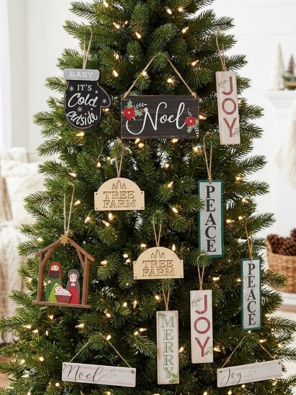 Holiday Wooden Tree Ornaments collection
Festive
Country
Rustic